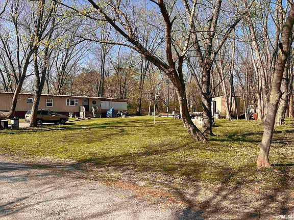 2nd image of 7021 Peach Ln