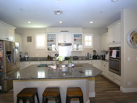 5th image of 15505 N 47th St