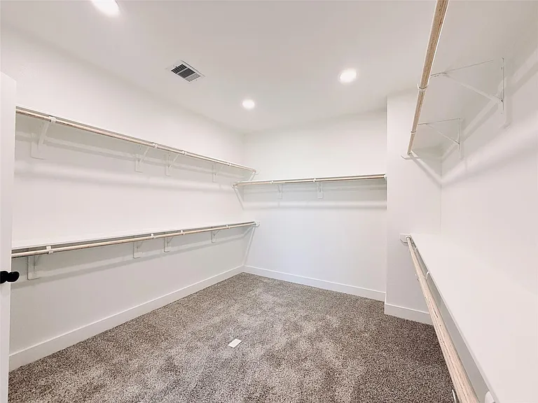 16575 Oasis Glade Dr — Photo 34