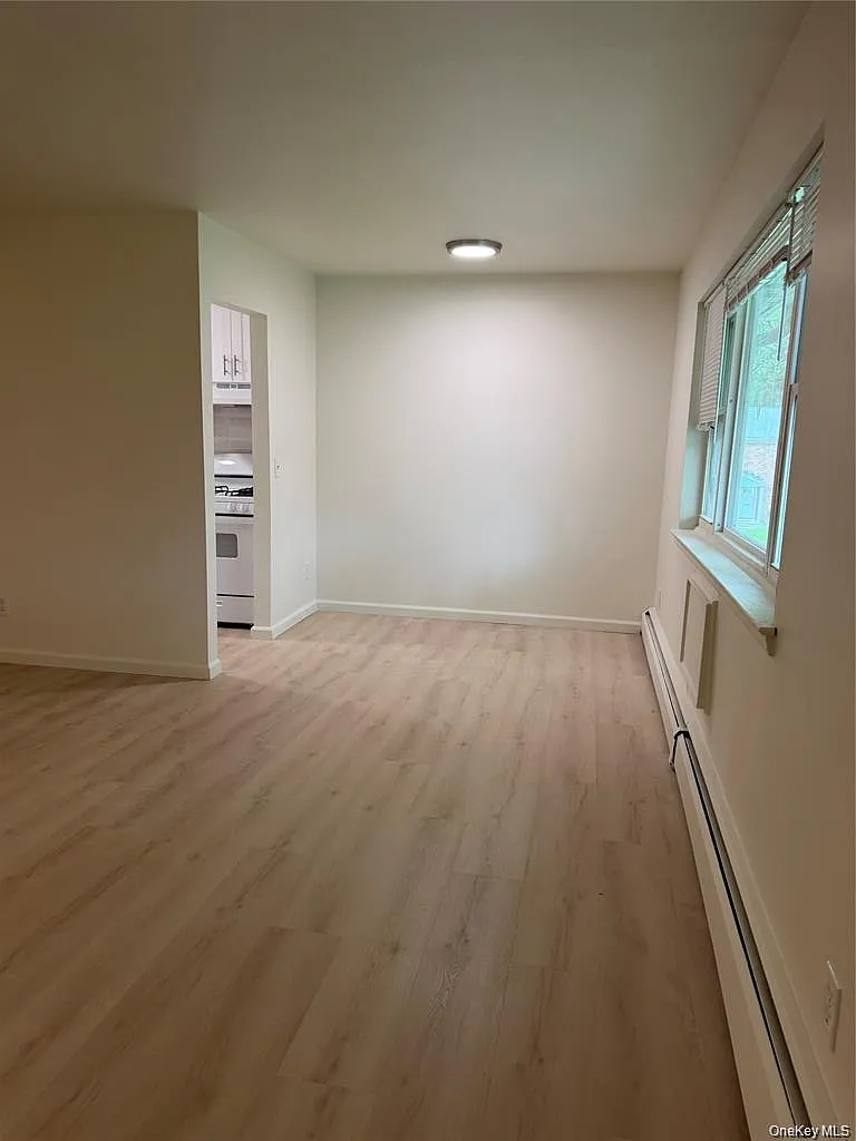 1 bed, 1.0 bath, 645 sqft, $1,600 — Photo 4