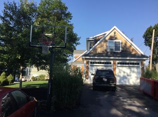 58 Laurel Ln, Lunenburg, MA 01462