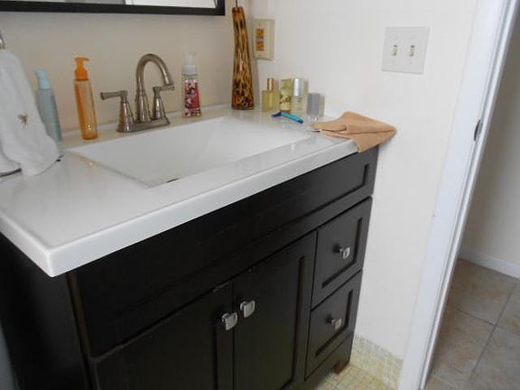 4th image of 104 E Ventnor #104