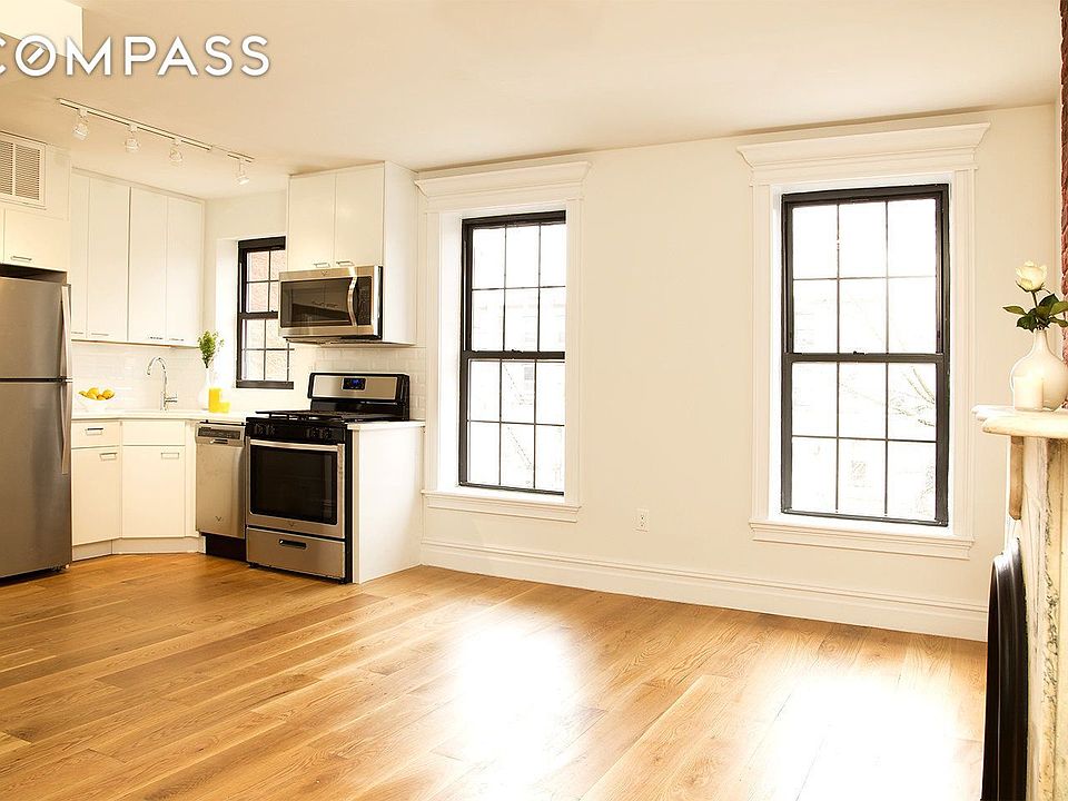 1st image of 318 Madison St APT 2
