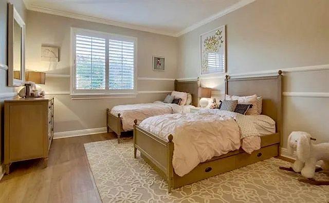 Ensuite bedroom 2