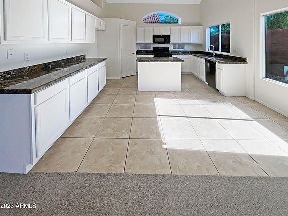 5th image of 16036 N 11TH Avenue #1067