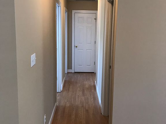 5th image of 206 Spence St