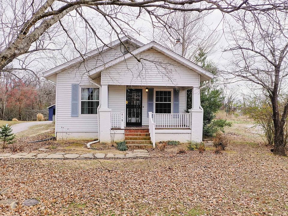 1st image of 618 Madisonville St