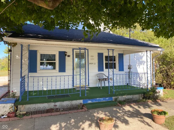 176 S Carthage Rd, Charlottesville, IN 46117