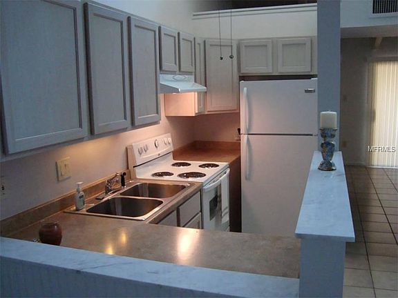 2nd image of 500 N Jefferson Ave #4