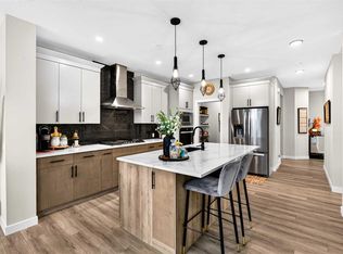 43 N Hotchkiss Row SE, Calgary, AB T3S0J5