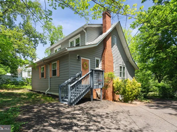 293 Caroline St, Orange, VA 22960