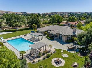 3201 Via Del Sueno, Atascadero, CA 93422