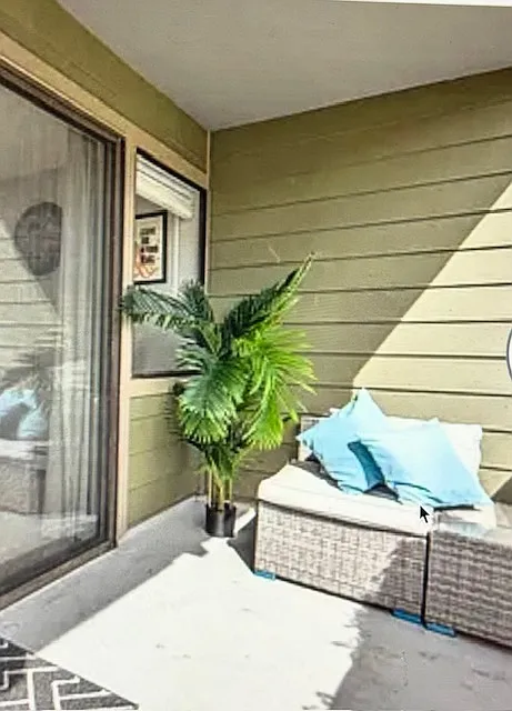 1 bed, 612 sqft, $1,699 — Photo 2
