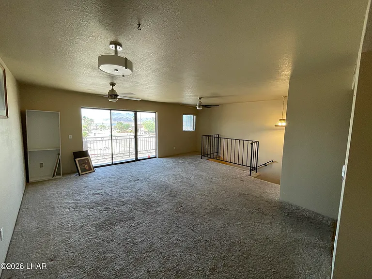 2121 Magnolia Dr #2 — Photo 6