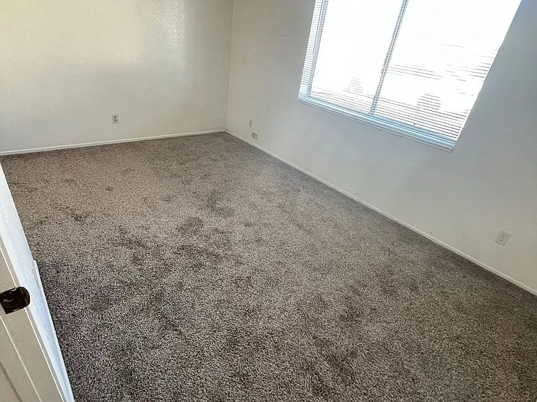 16200 Kamana Road — Photo 7