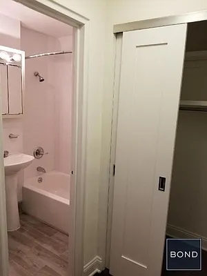 Rented by Bond New York | media 6