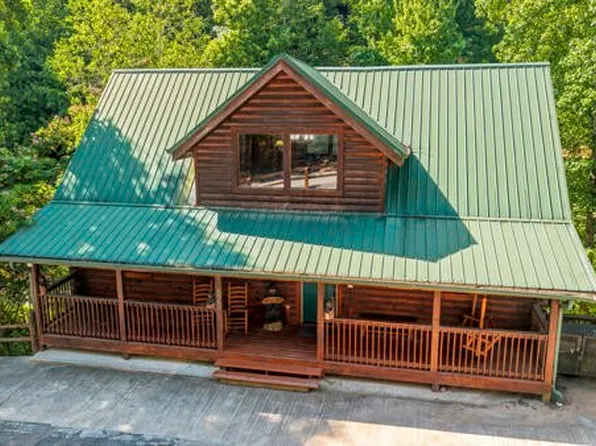 620 Chickasaw Gap Way, Pigeon Forge, TN 37863