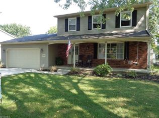 1004 Chippewa St, Grafton, OH 44044