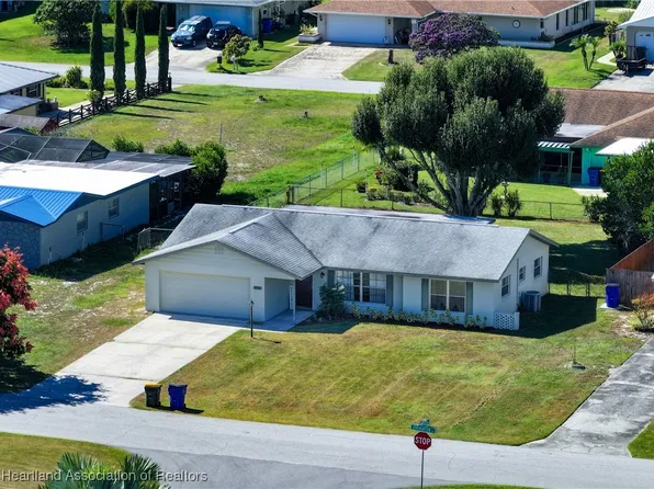 1727 Evergreen St, Sebring, FL 33870