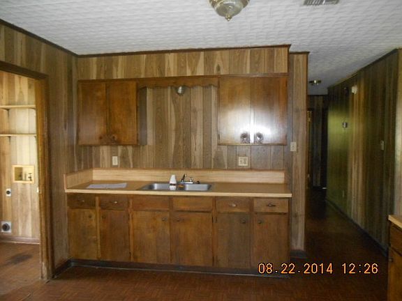 4th image of 909 Cecile Blvd