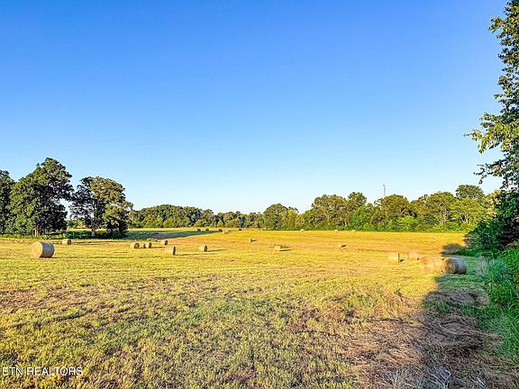 3rd image of LOT Eighteen Summerset Dr