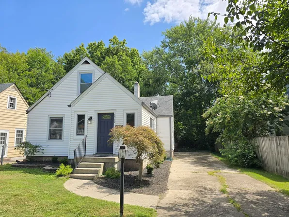 3932 Kennison Ave, Saint Matthews, KY 40207