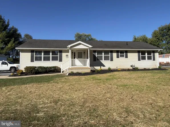 144 Klees Mill Rd, Sykesville, MD 21784