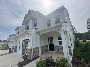 110 Lake Balaton Dr, Cleveland, OH 44128