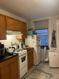 220 Hanover St #3 — Photo 22