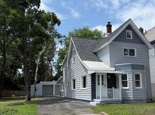 1338 Crane St, Schenectady, NY 12303
