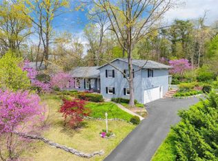 61 Sunset Dr, Carlisle, PA
