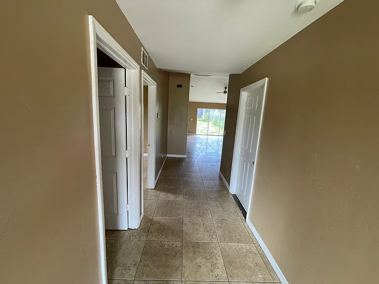 126 Hightower Ave S — Photo 10