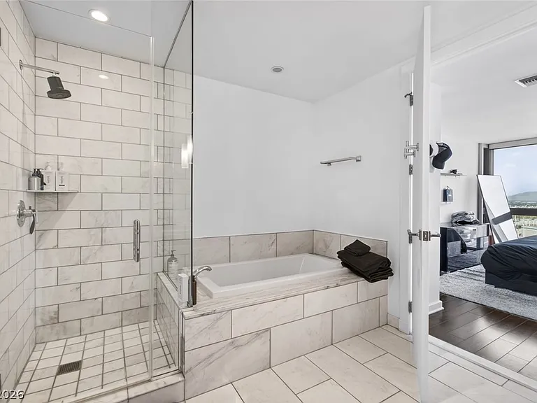 4471 Dean Martin Dr #2104 — Photo 7