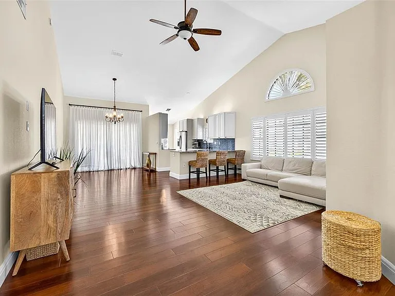4180 Brentwood Park Cir — Photo 5