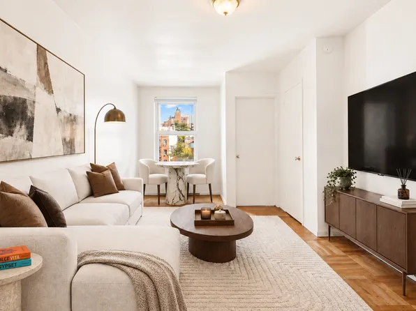 243 E 81st St #6D, New York, NY 10028