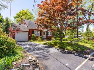 45 Bassett Ave, Mine Hill, NJ 07803