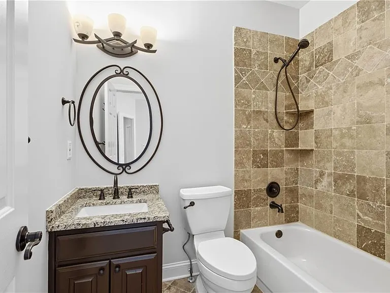 730 Rose Creek Cir — Photo 35