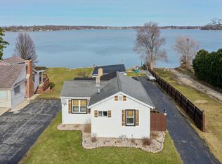 2225 Lakeshore DRIVE, Kansasville, WI 53139