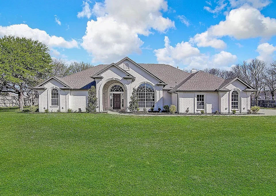 125 Devon Ct