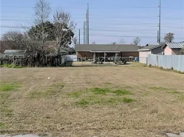 948 N Claiborne Pkwy, Westwego, LA 70094