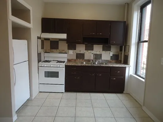 Rented by Hakeem Shahid, LREB | media 6