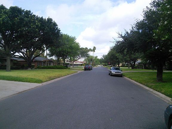 5th image of 1301 Iris Ave