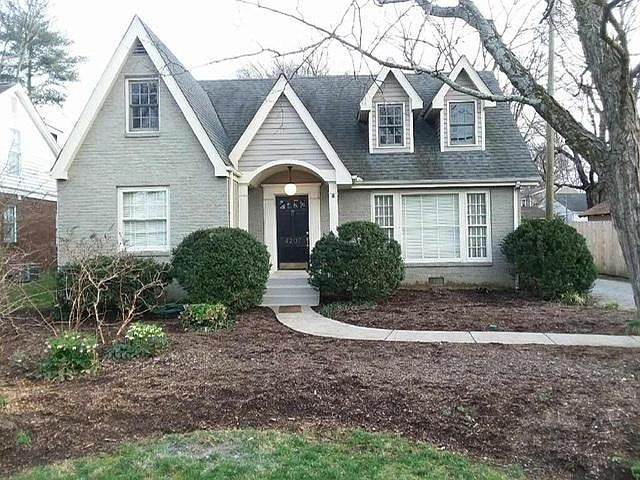 2nd image of 4207 Aberdeen Rd