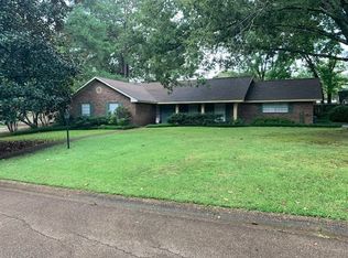 12 Grove Hill Pl, Brandon, MS 39042