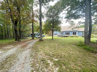 285 Grandview Cir, Traphill, NC 28685