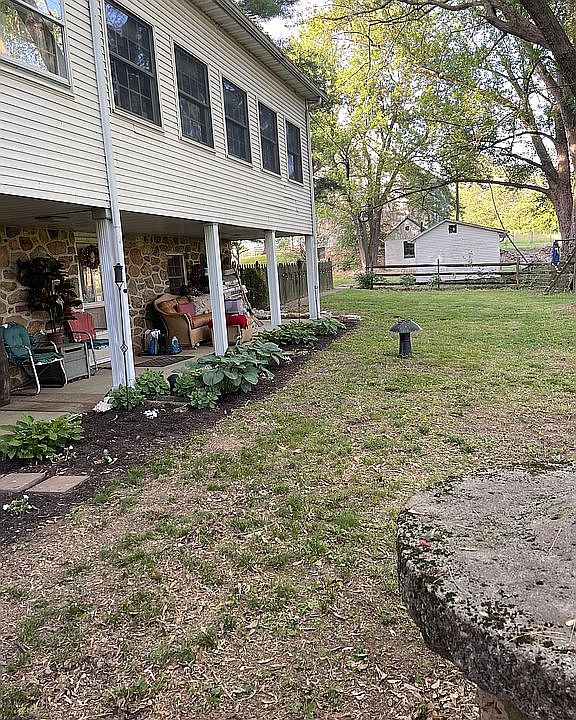1st image of 6305 Glenville Rd