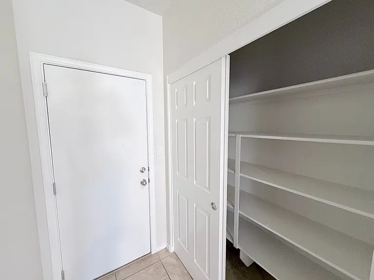 8323 Groundsel Rd NW — Photo 17
