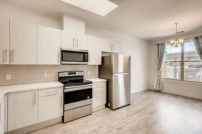 7805 Cooper Ln #206 — Photo 6