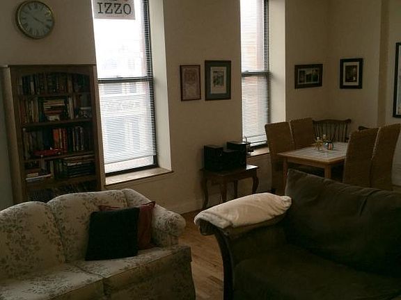 2nd image of 1459 N Milwaukee Ave #1