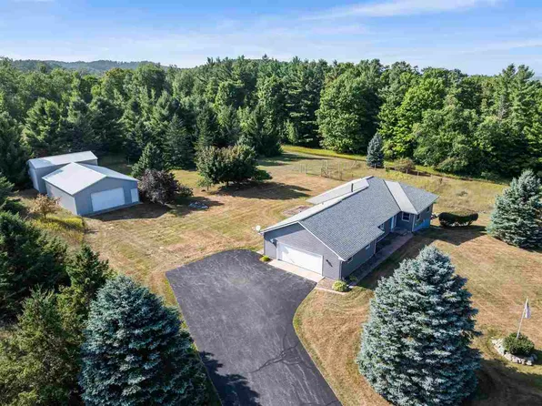 3780 Lookout Rdg, Petoskey, MI 49770